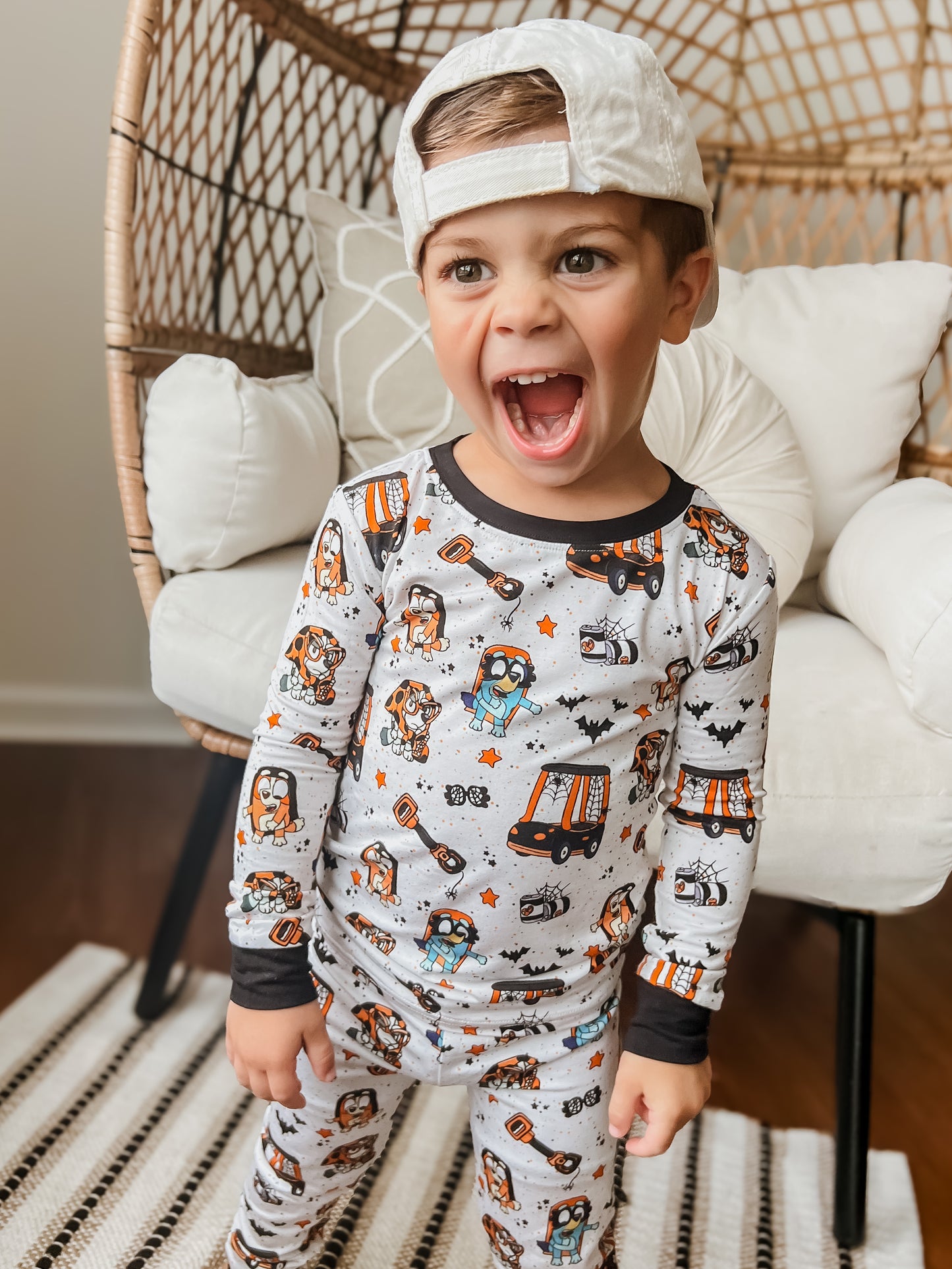 Ghostly Grannies: 2 Piece Set