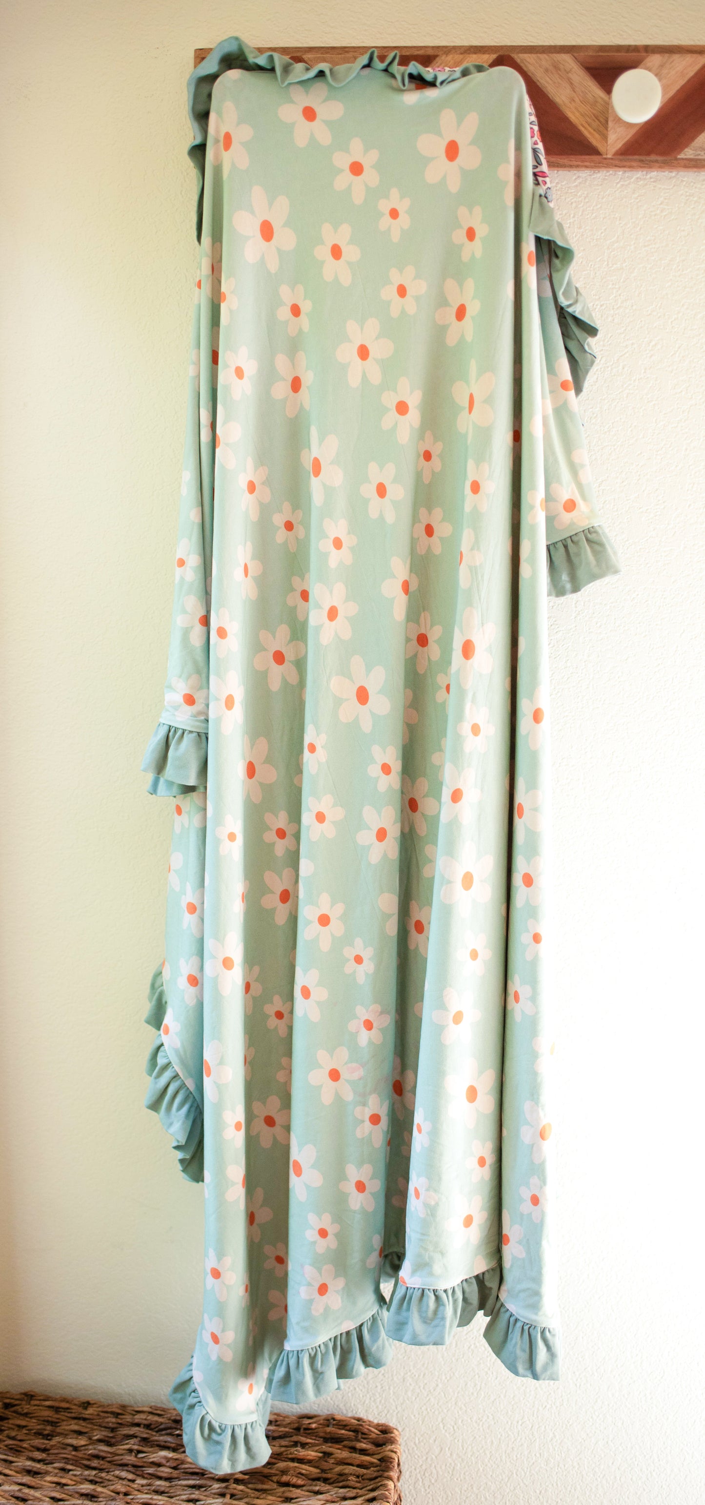 Darling Daisy: Double Layer Fringe Blanket