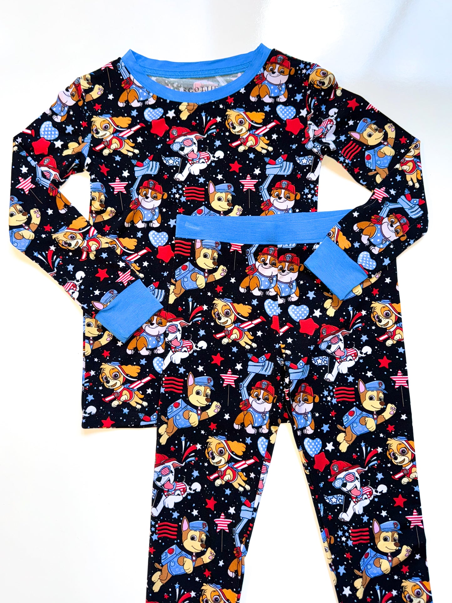 Red, Woof & Blue: 2 Piece Set