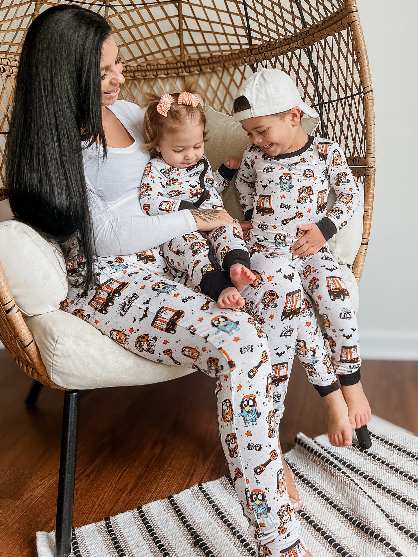 Ghostly Grannies: Mom Jogger