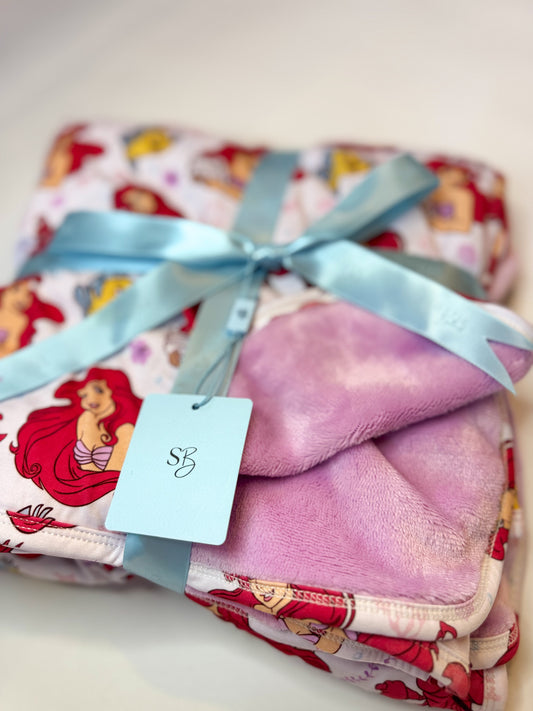 Coral Cutie: Velvet Plush Blanket