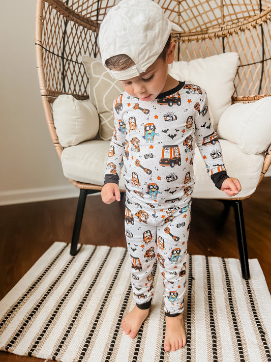 Ghostly Grannies: 2 Piece Set