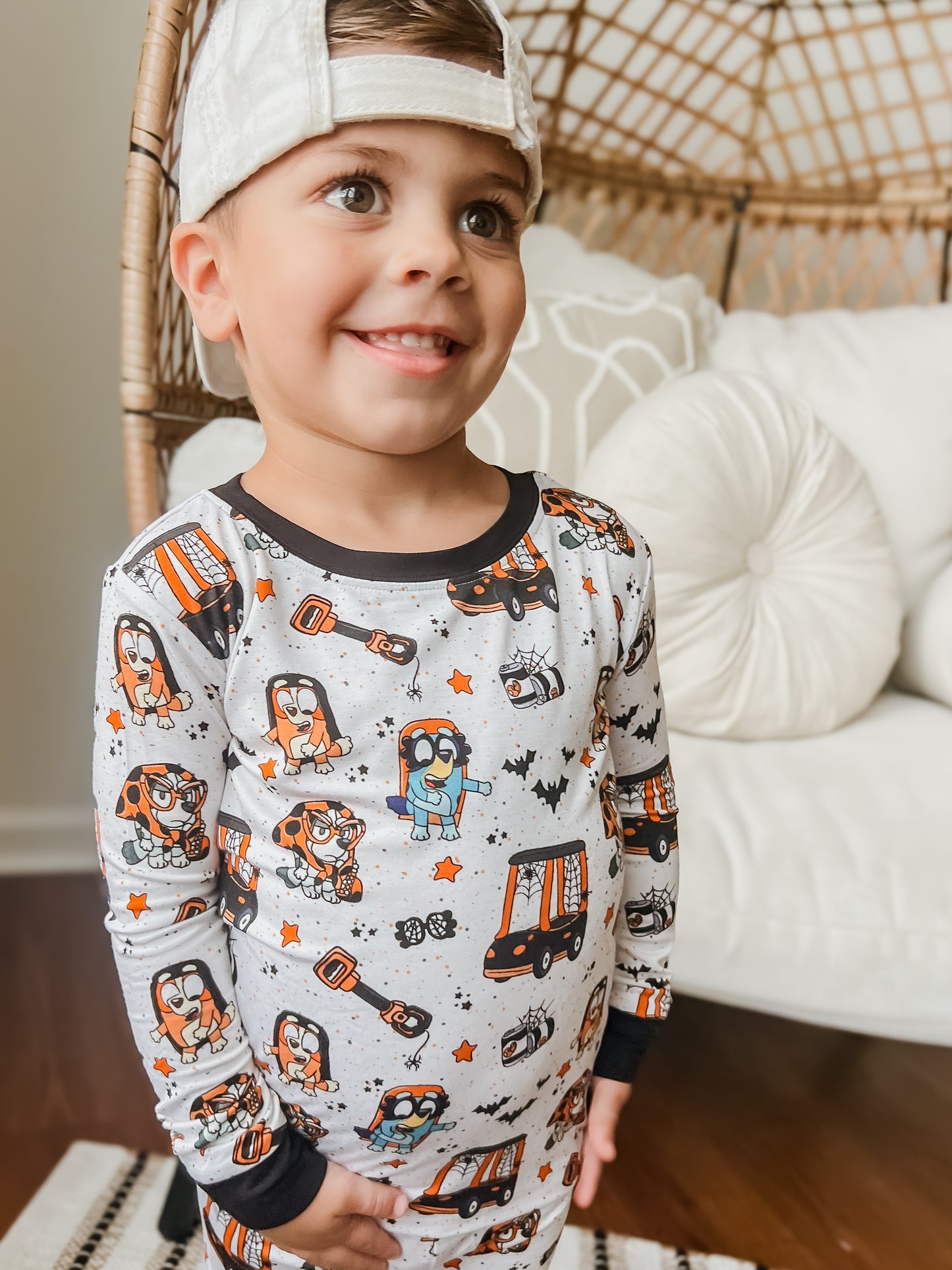 Ghostly Grannies: 2 Piece Set