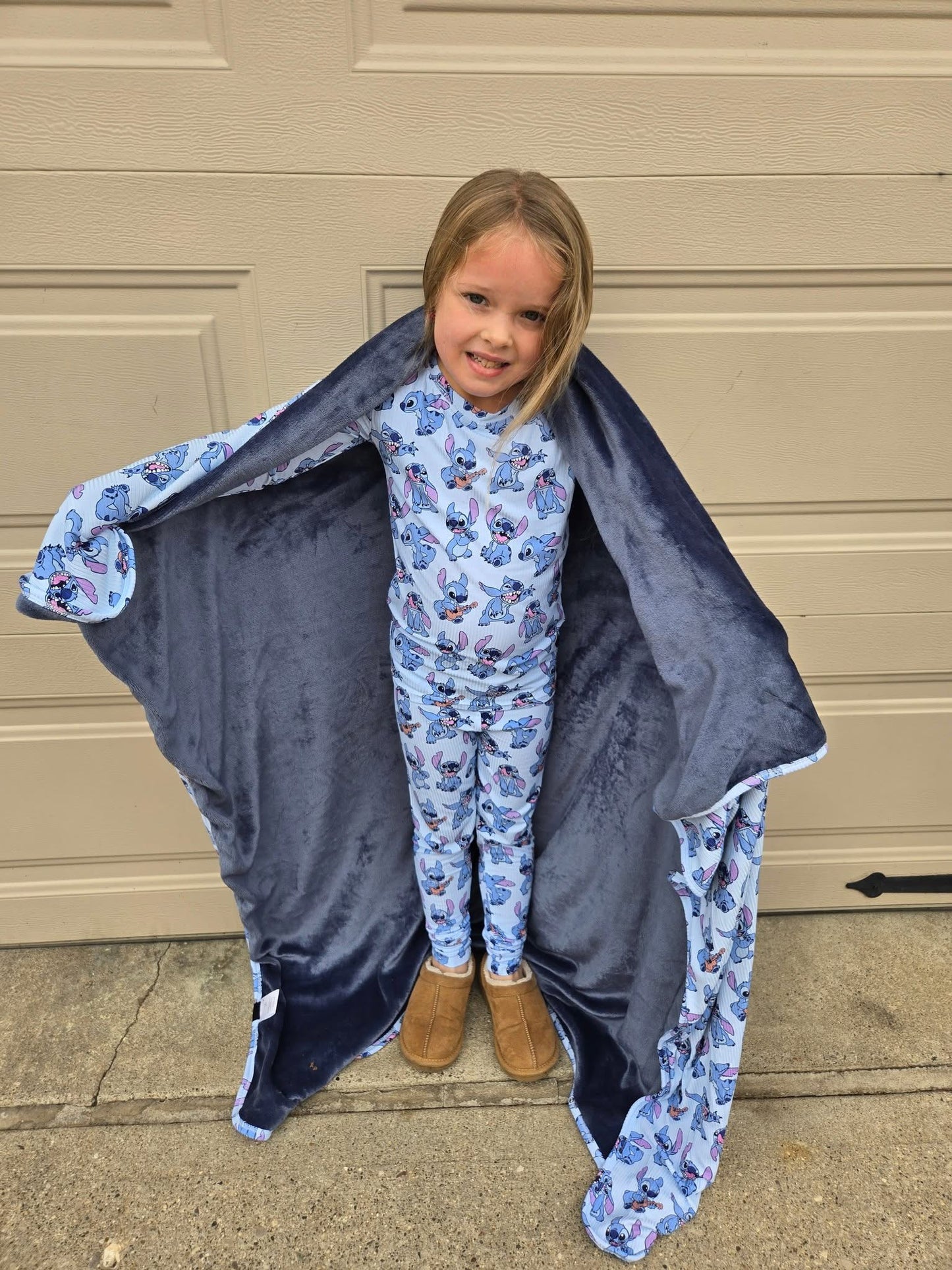 Blue Mischief (Ribbed): Velvet Plush Blanket