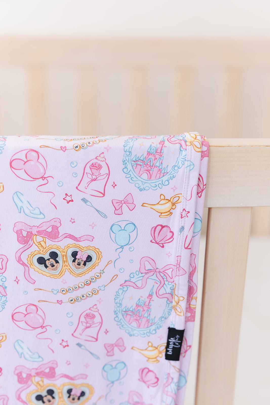 Magical World - Lightweight Blanket