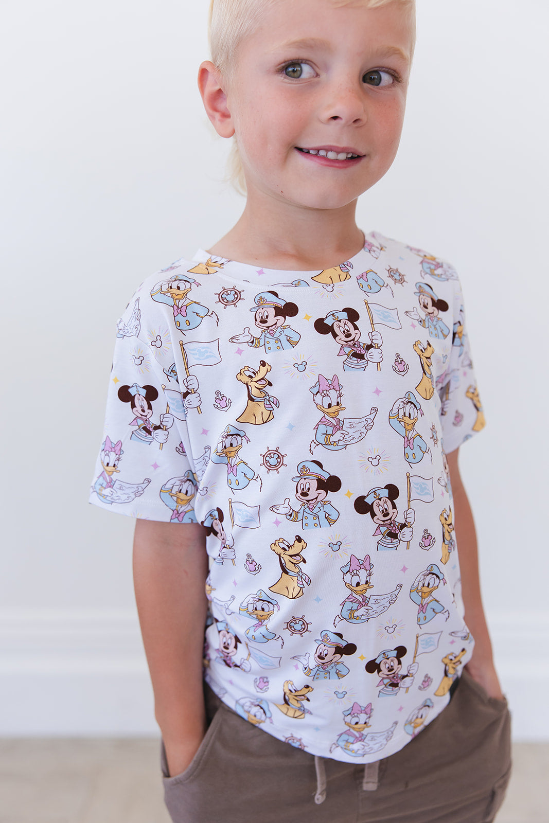 Adventure Ahoy - Everyday Tee