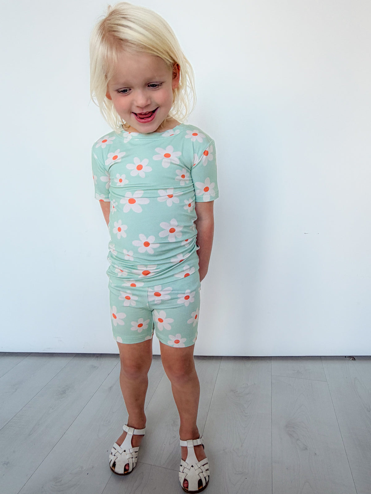 Darling Daisy: Short & Tee