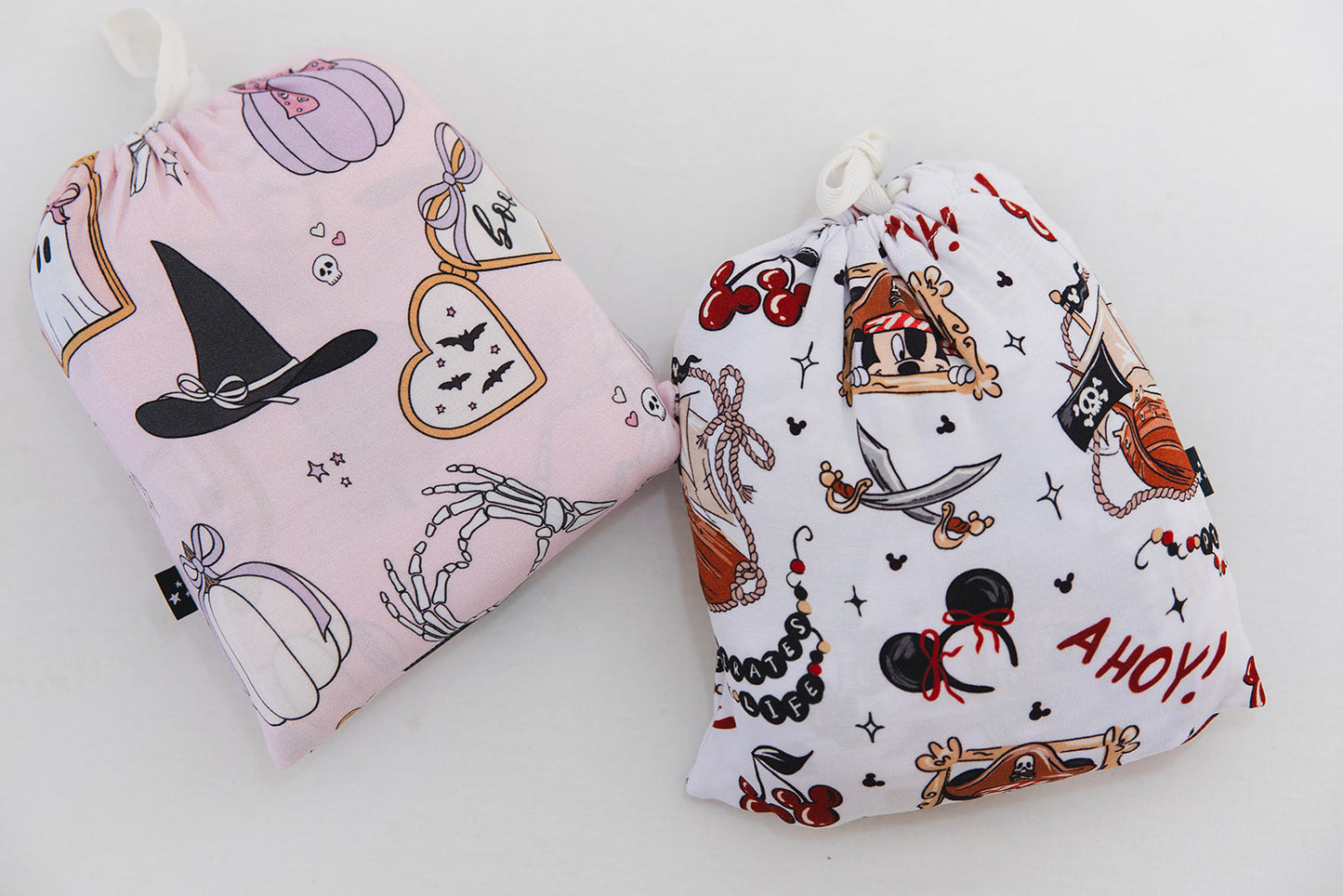 Bows & Boos - Lightweight Blanket