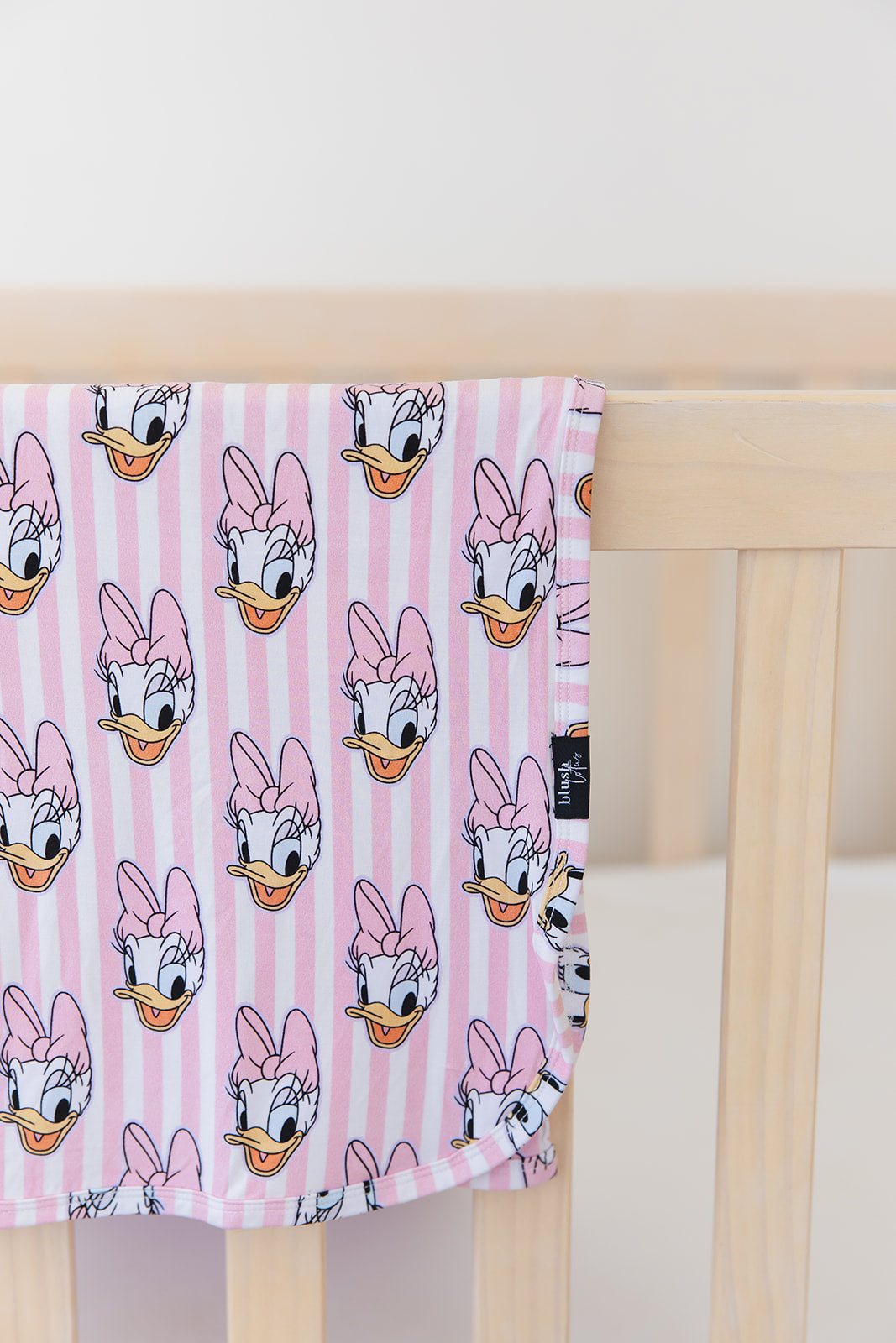 Daisy - Lightweight Blanket