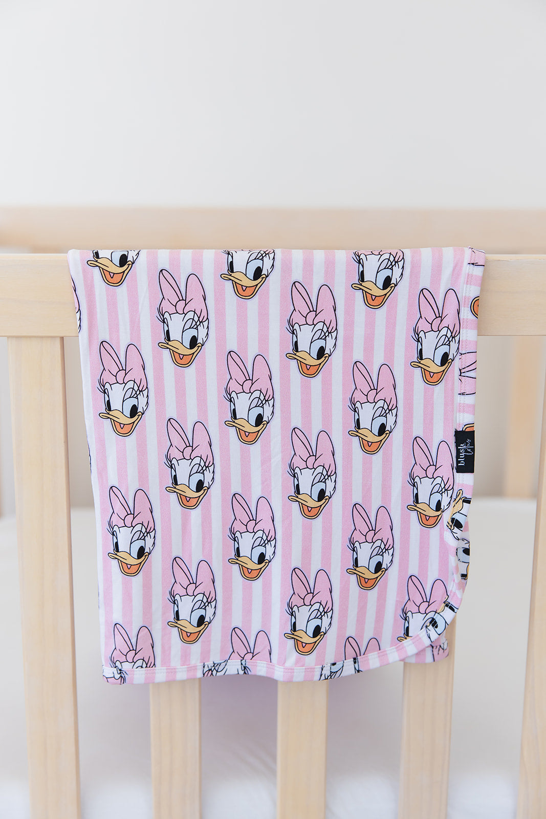 Daisy - Lightweight Blanket