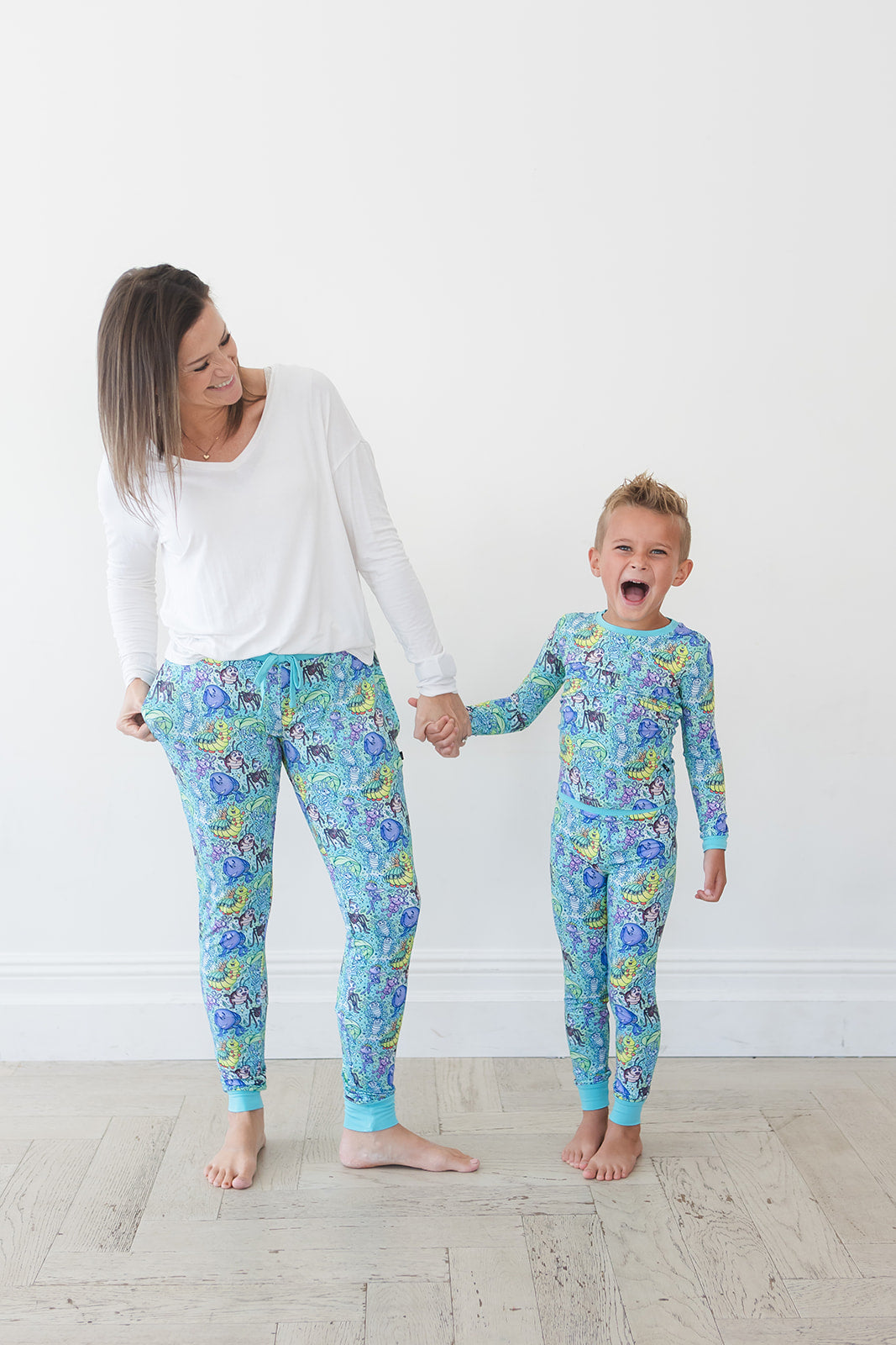 Bugs - Women's Jogger