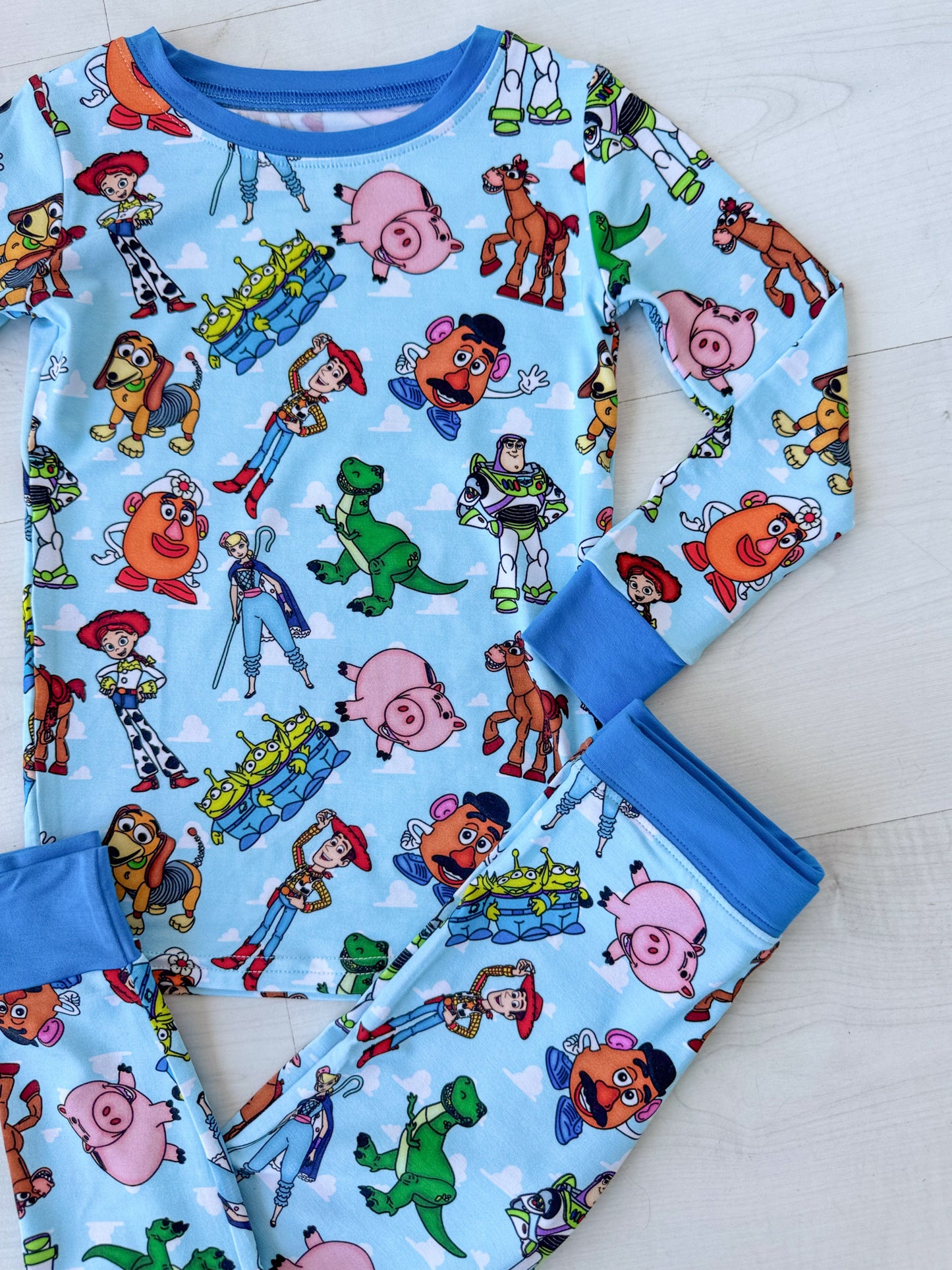 Reach for the Sky: 2 Piece Set