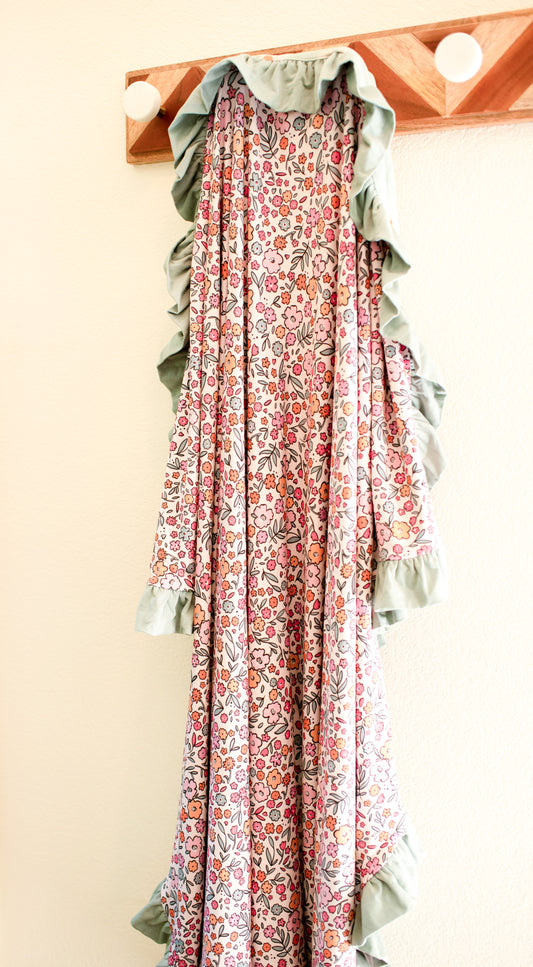 Darling Daisy: Double Layer Fringe Blanket