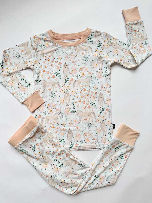 Enchanted: 2 Piece Set